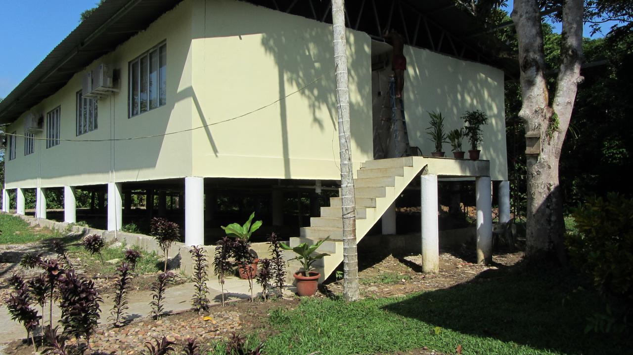 Lodge Benarat *